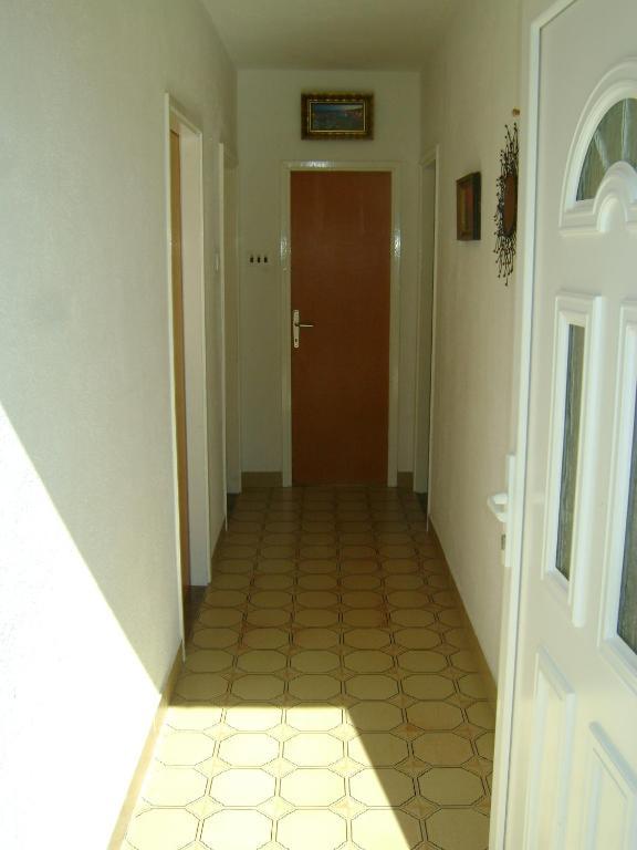 Apartments Mila Bol Cameră foto