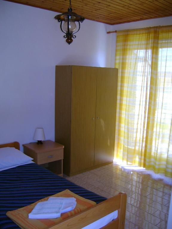 Apartments Mila Bol Cameră foto