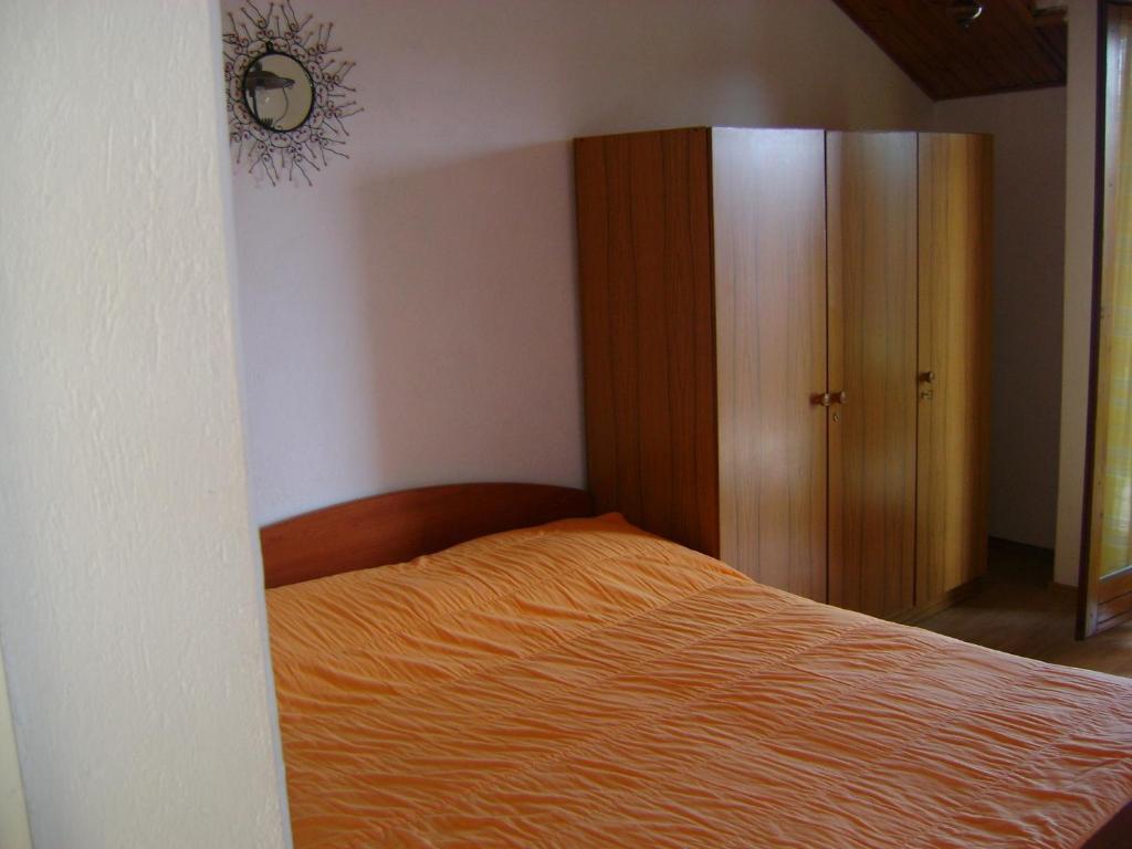 Apartments Mila Bol Cameră foto